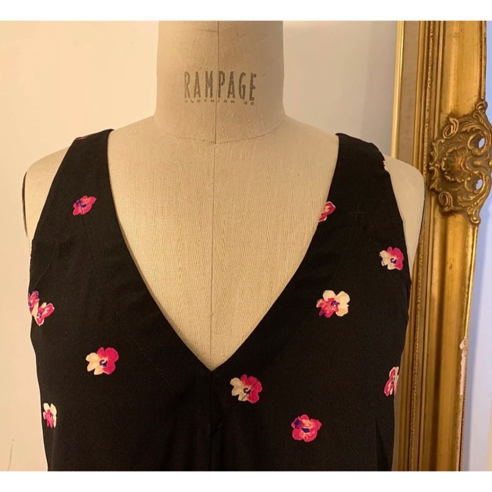Rebecca Taylor | Mia Pleat Top Sleeveless V-Neck Silk/Spandex Floral - Picture 4 of 12